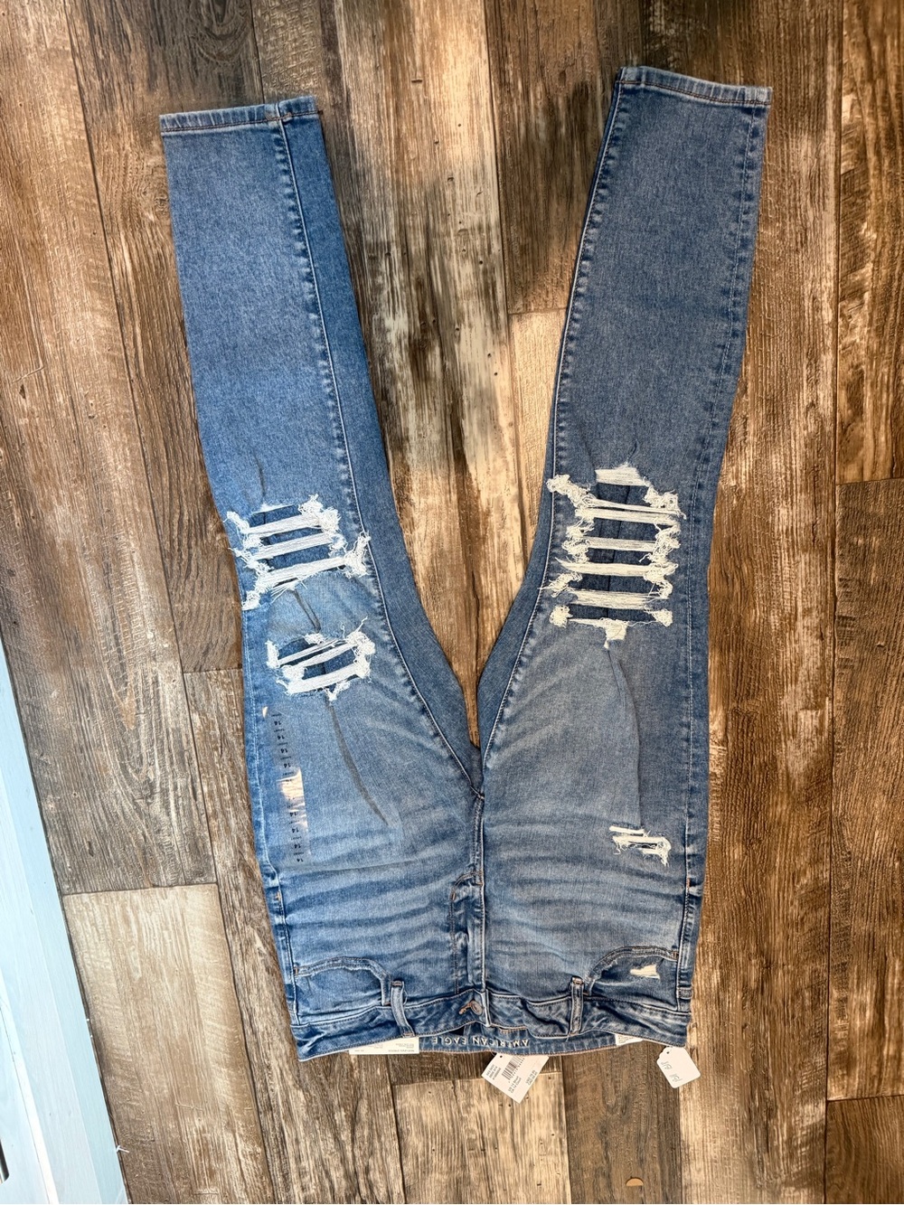 American Eagle Outfitters Light Blue Ripped Skinny Jeans